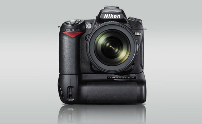 Nikon DSLR D90 Camera