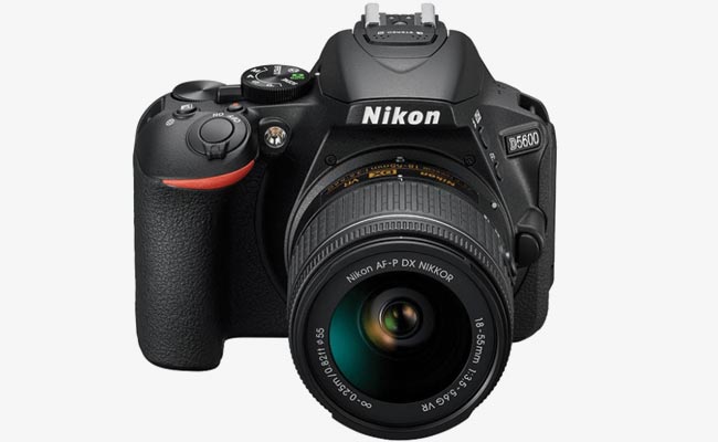 Nikon D5600 (18-55mm) Camera